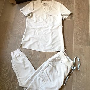 LIMITED EDITION *Space Grey* Fig Scrub Set✨